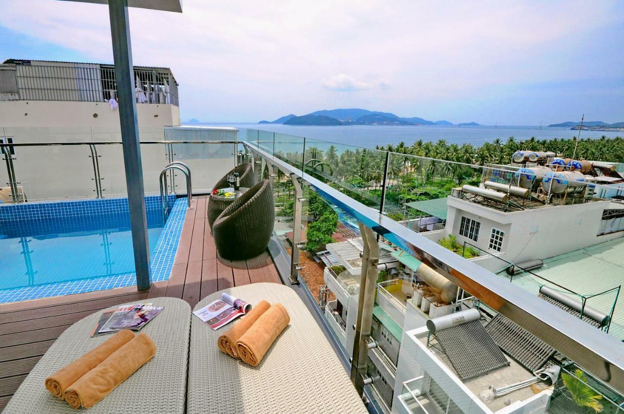 Apollo Hotel Nha Trang Beach Exteriör bild